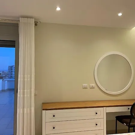 Apartment New Modern In
